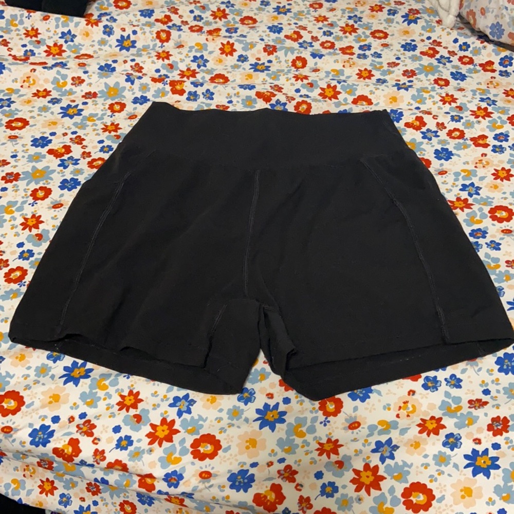 Alphalete biker shorts
